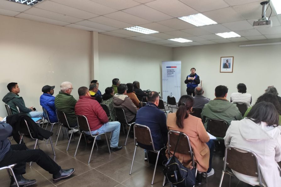 MOP Valparaíso lidera jornada de trabajo con Servicios Sanitarios Rurales de la provincia de Petorca para avanzar en regularización de derechos de agua