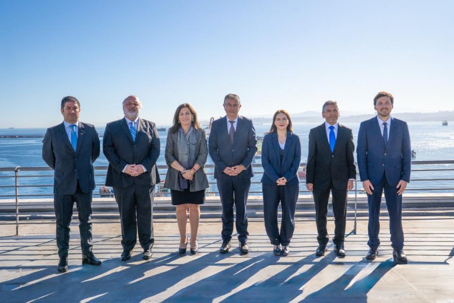 Delegado Presidencial, Manuel Millones, lidera la primera reunión de trabajo con Delegados Provinciales de la región